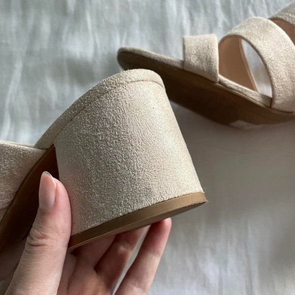 H&M Beige / Pale Pink Strappy Heeled Sandals - Picture 8 of 8